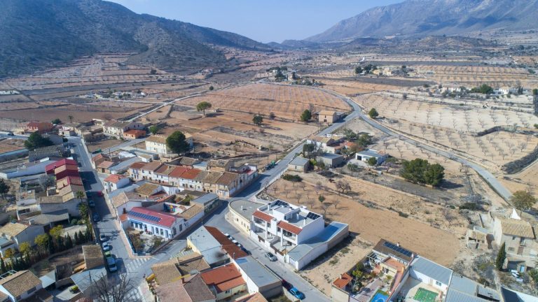 NOWO WYBUDOWANE BUNGALOWY W HONDÓN DE LAS NIEVES