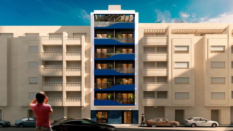 Apartamenty w nowym budownictwie 200 metrów od morza w Torrevieja