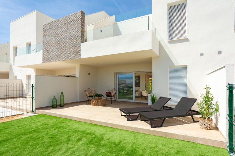 Nowe bungalowy w La Finca Golf, Algorfa – Luksus i natura na Costa Blanca