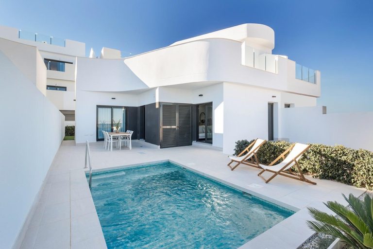 NOWY BUDYNEK REZYDENCJALNY W LOS BALCONES, TORREVIEJA