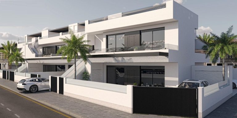 RYNEK PIERWOTNY APARTAMENTY W SAN PEDRO DEL PINATAR