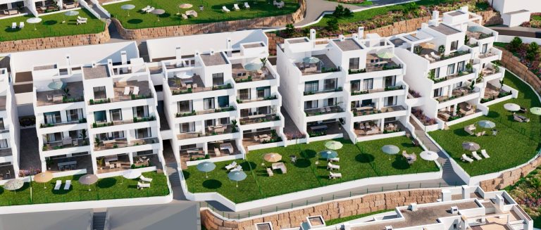 RYNEK PIERWOTNY KOMPLEKS MIESZKANIOWY W POBLIŻU POLA GOLFOWEGO ESTEPONA
