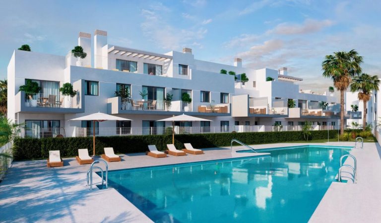 Nowe apartamenty w Baviera Golf w Vélez Málaga, zaledwie 1500 m od morza